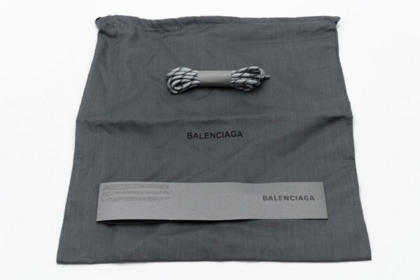544351 W09O1 1705 Balenciaga Triple S Grey - Image 10