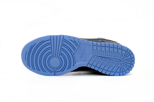 Nike SB Dunk Low Blue Lobster - Image 7